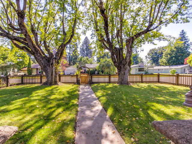 Picture of the Charming CDA Vintage Family Cottage in Coeur d Alene, Idaho