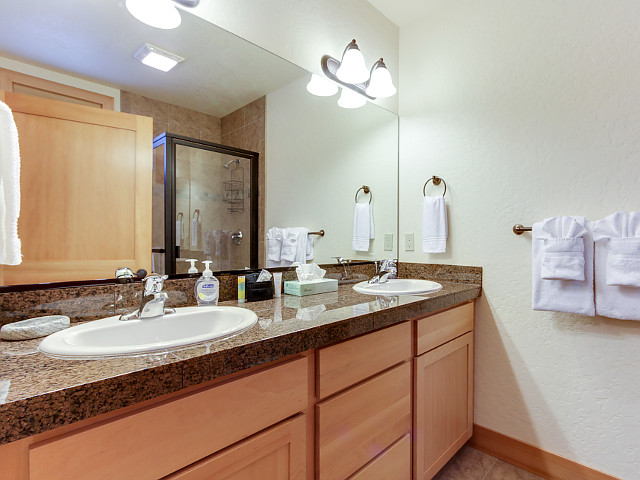 Picture of the Guthrie Place Townhomes - Dover Bay in Sandpoint, Idaho