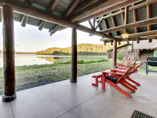 Picture of the Cougar Bay Lodge in Coeur d Alene, Idaho
