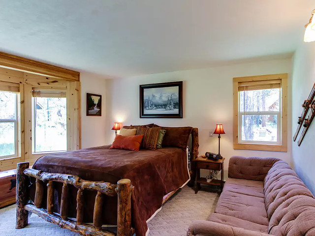 Picture of the Strawberry Log Cabin Retreat in McCall, Idaho