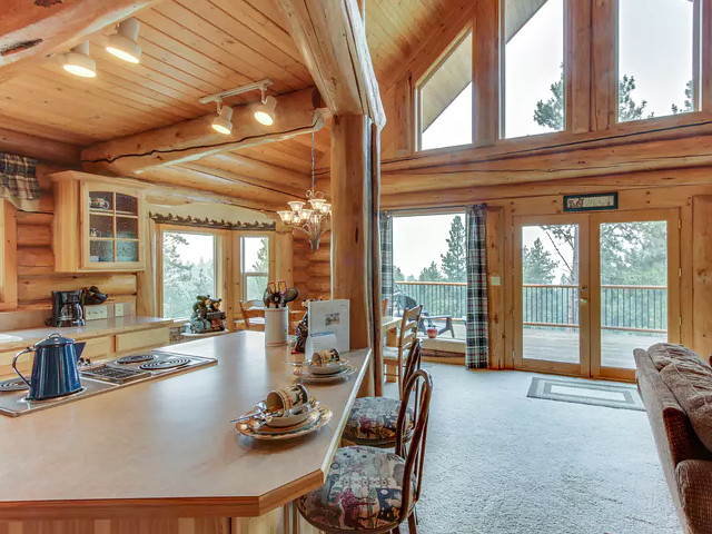 Picture of the Cascade Lakeview Log Cabin in Cascade, Idaho