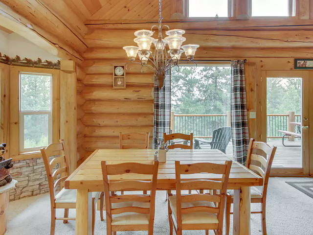 Picture of the Cascade Lakeview Log Cabin in Cascade, Idaho