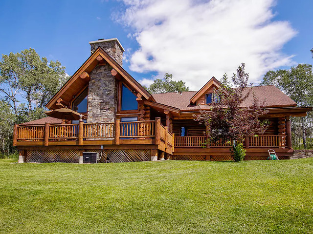 Picture of the Lake Fork Lodge in McCall, Idaho