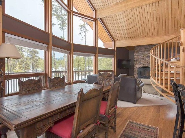 Picture of the Kodiak Family Cabin (Bear Creek) in McCall, Idaho
