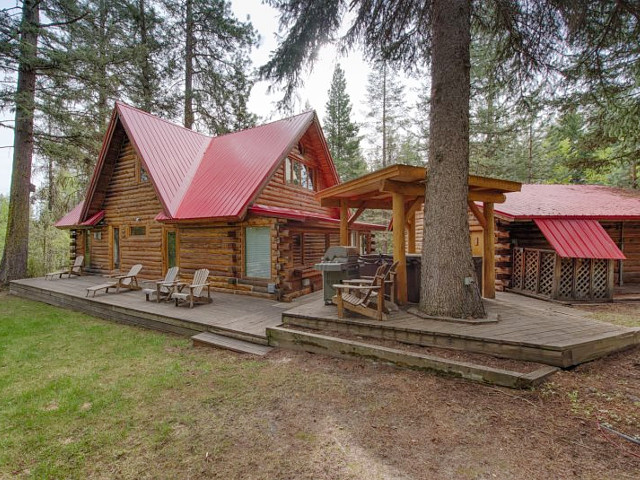 Picture of the Bear Lodge in McCall, Idaho