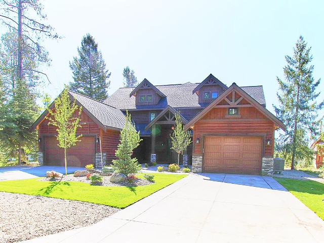 Picture of the Lakeside Retreat (Morning Drive) in Donnelly, Idaho