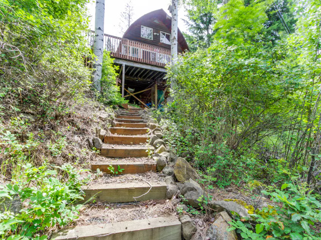 Picture of the Cozy Hayden Idaho Lake Cabin in Hayden, Idaho