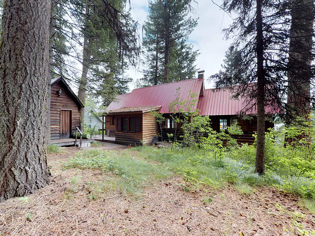 Picture of the Avery West Shore in McCall, Idaho