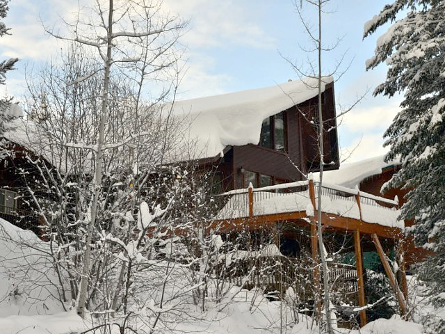 Picture of the Hilltop Lodge in McCall, Idaho