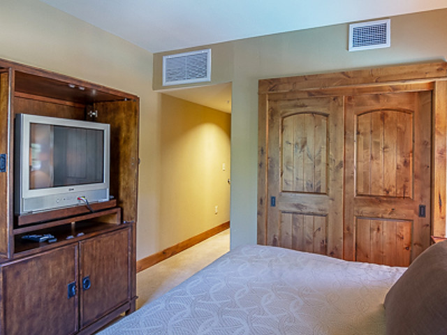 Picture of the Tamarack Resort Lodge at Osprey Meadows in Donnelly, Idaho