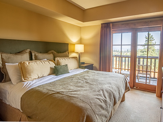 Picture of the Tamarack Resort Lodge at Osprey Meadows in Donnelly, Idaho