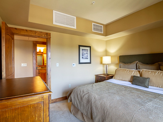 Picture of the Tamarack Resort Lodge at Osprey Meadows in Donnelly, Idaho
