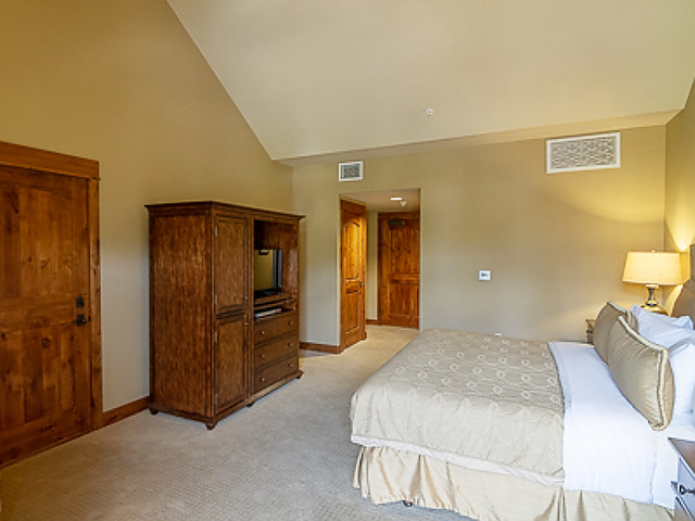 Picture of the Tamarack Resort Lodge at Osprey Meadows in Donnelly, Idaho