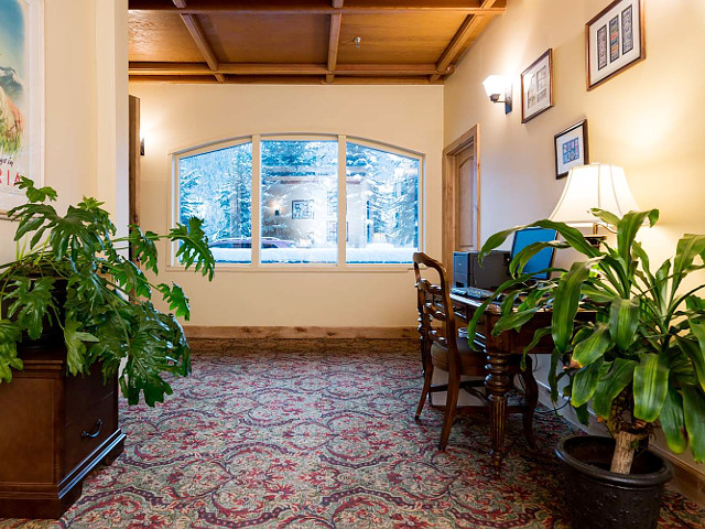 Picture of the Best Western Tyrolean Lodge in Sun Valley, Idaho