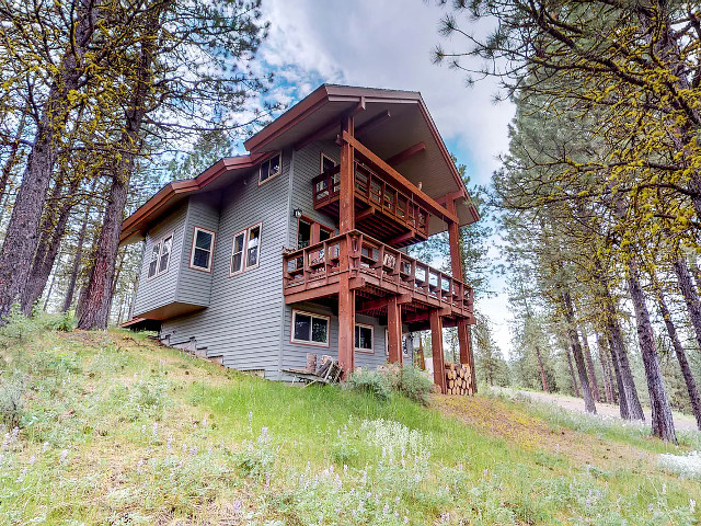 Picture of the Treehouse Cabin (New Meadows) in New Meadows, Idaho