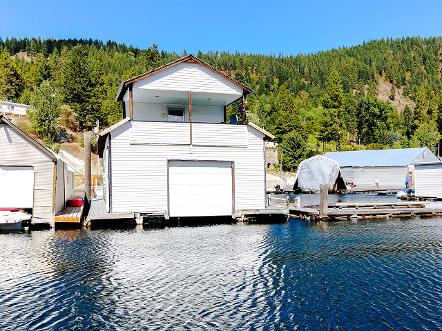 Picture of the Scenic Bay Float Home Hideaway in Sandpoint, Idaho