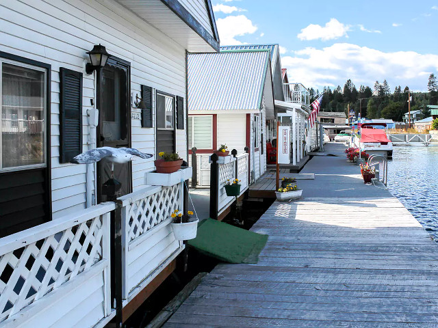 Picture of the Scenic Bay Float Home Hideaway in Sandpoint, Idaho