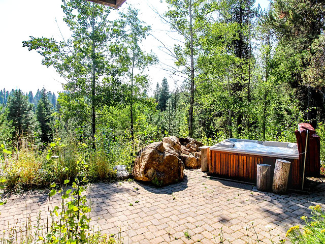 Picture of the Serenity Lodge in McCall, Idaho