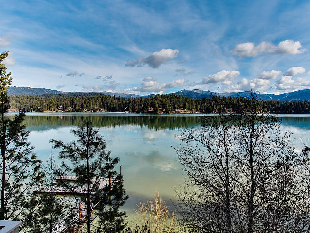 Picture of the Starling Lake House in Hayden, Idaho