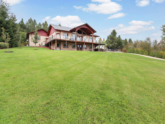 Picture of the Lakefront Luxury in Sandpoint, Idaho