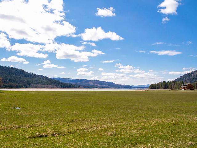 Picture of the Waterfront Ranch on Pend Oreille in Sandpoint, Idaho