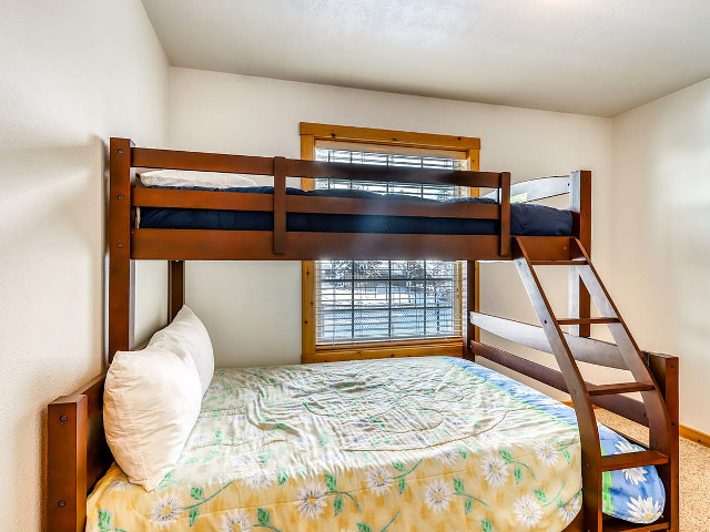 Picture of the Candlewood Condos in McCall, Idaho