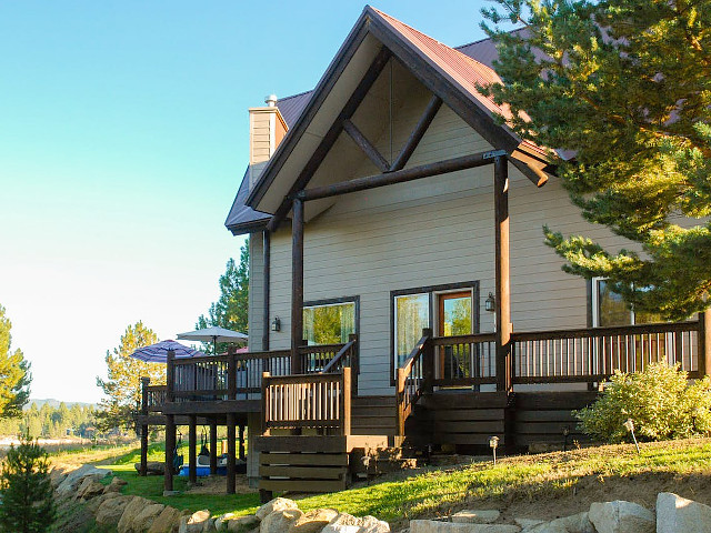 Picture of the Norwood Lake Lodge in Donnelly, Idaho