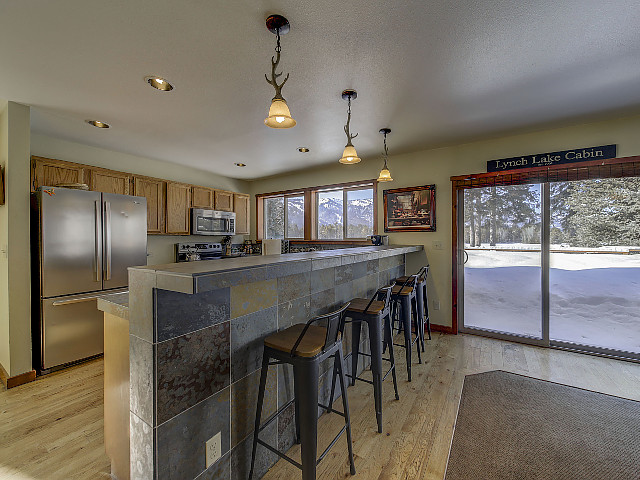 Picture of the Lakefront Escape (Hereford Lakehouse Custom) in Donnelly, Idaho