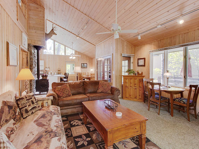 Picture of the Bristlecone Cabin in McCall, Idaho