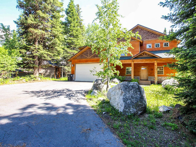 Picture of the Northern Moose Lodge in McCall, Idaho