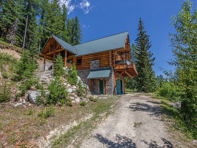 Picture of the Mogul Hill Road in Sandpoint, Idaho