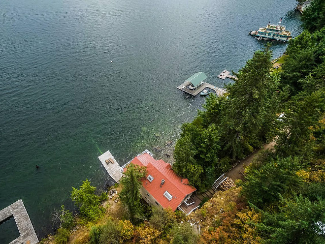 Picture of the Waterfront Cabin on Bottle Bay Road in Sandpoint, Idaho