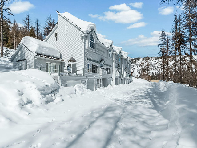 Picture of the Schweitzer/Ullr Lodge in Sandpoint, Idaho