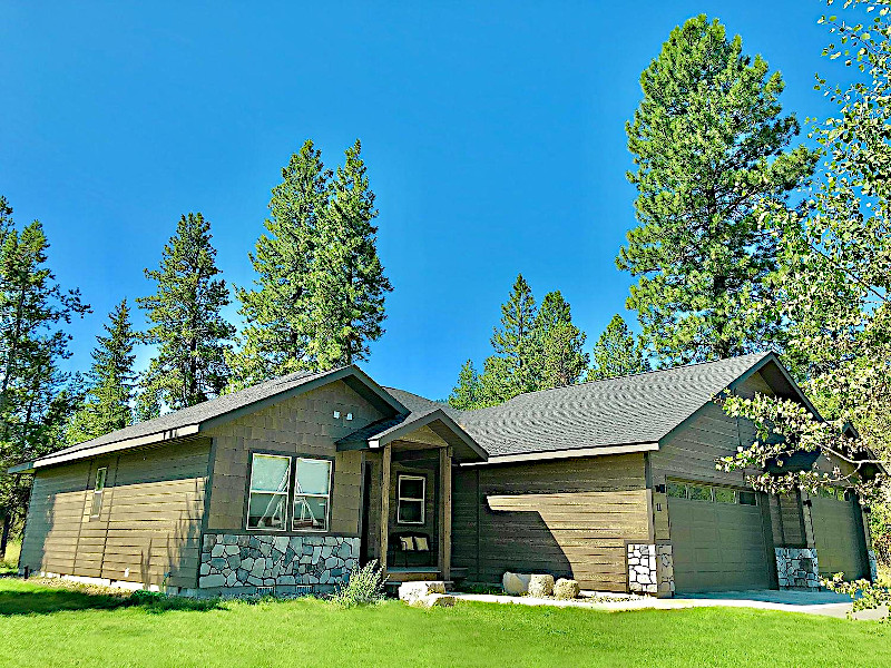 Picture of the Crane Shores Cabin in Donnelly, Idaho