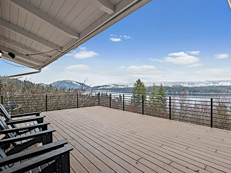 Picture of the Lakeview Luxury - Hope in Sandpoint, Idaho