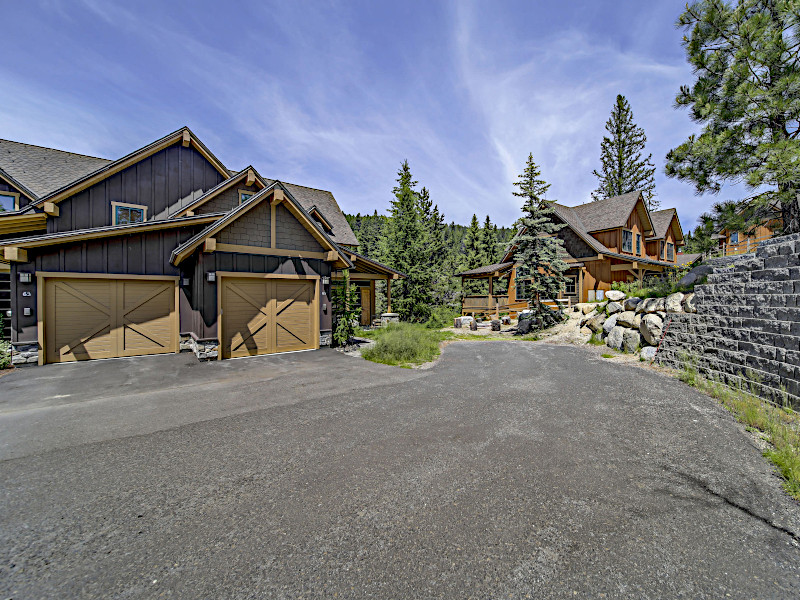 Picture of the Golden Bar Townhomes in Donnelly, Idaho