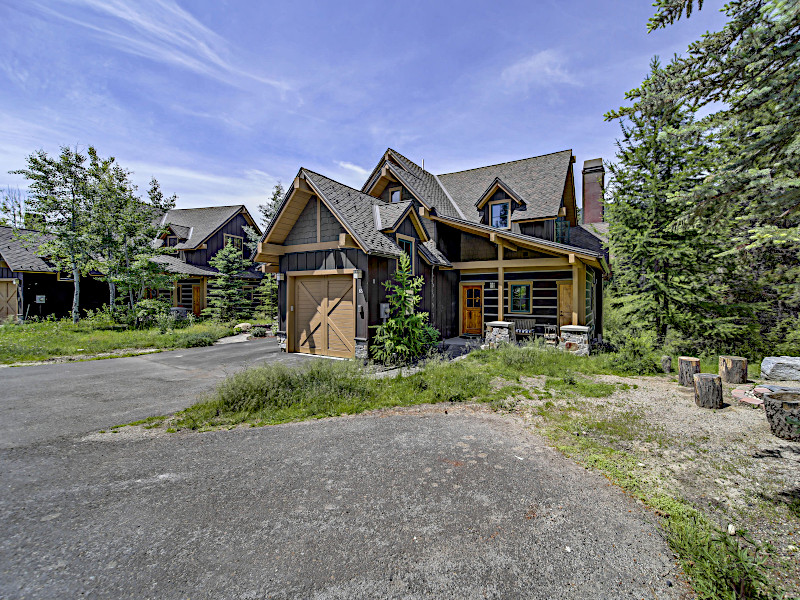 Picture of the Golden Bar Townhomes in Donnelly, Idaho