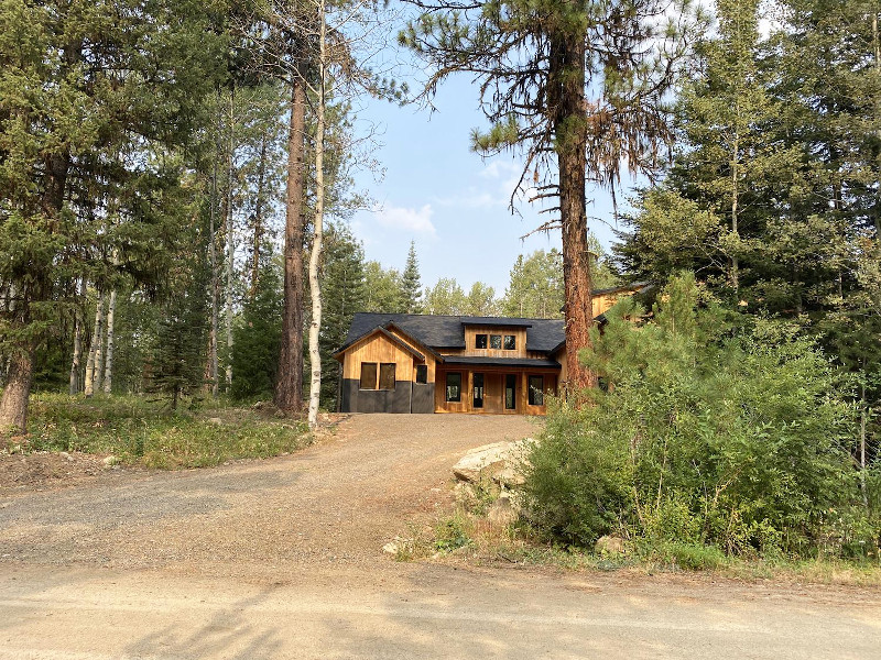 Picture of the White Bark Lodge in McCall, Idaho