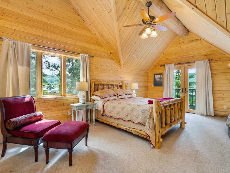 Picture of the Antler Cove Lodge - Sagle in Sandpoint, Idaho