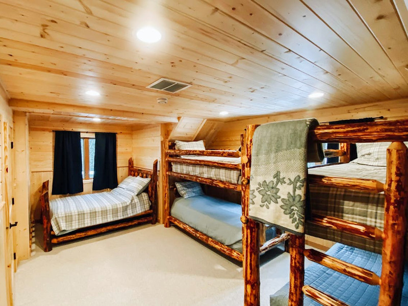 Picture of the Antler Cove Lodge - Sagle in Sandpoint, Idaho