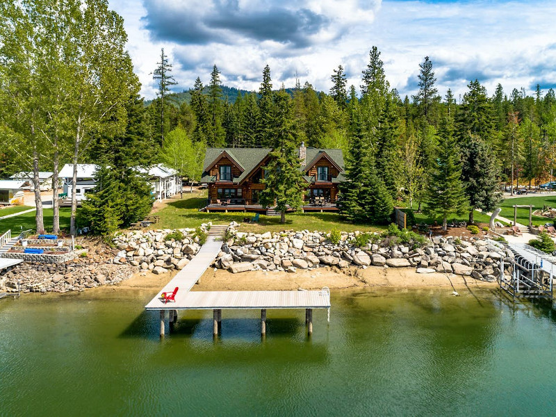 Picture of the Antler Cove Lodge - Sagle in Sandpoint, Idaho