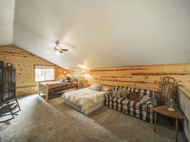 Picture of the Cascade Log Cabin in Cascade, Idaho