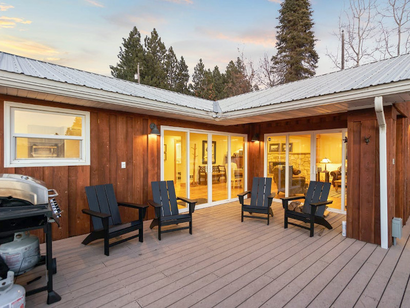 Picture of the Lakefront Gem with Hot Tub and Views in Sandpoint, Idaho