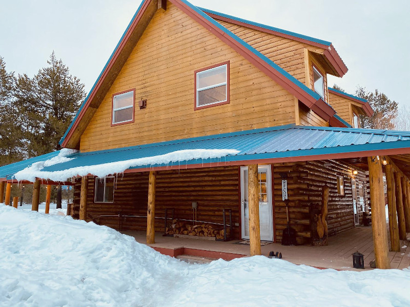 Picture of the Candi Cane Lodge in Donnelly, Idaho