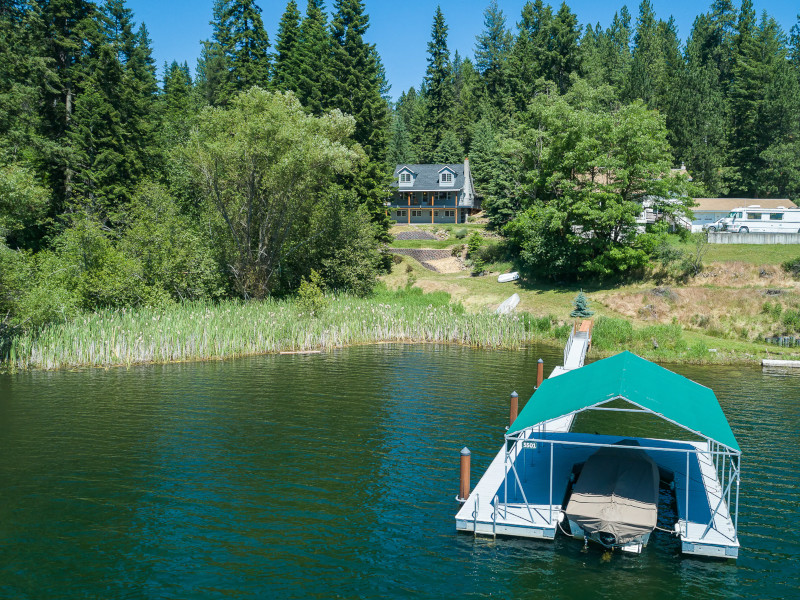 Picture of the Classic Hayden Lake Retreat in Hayden, Idaho