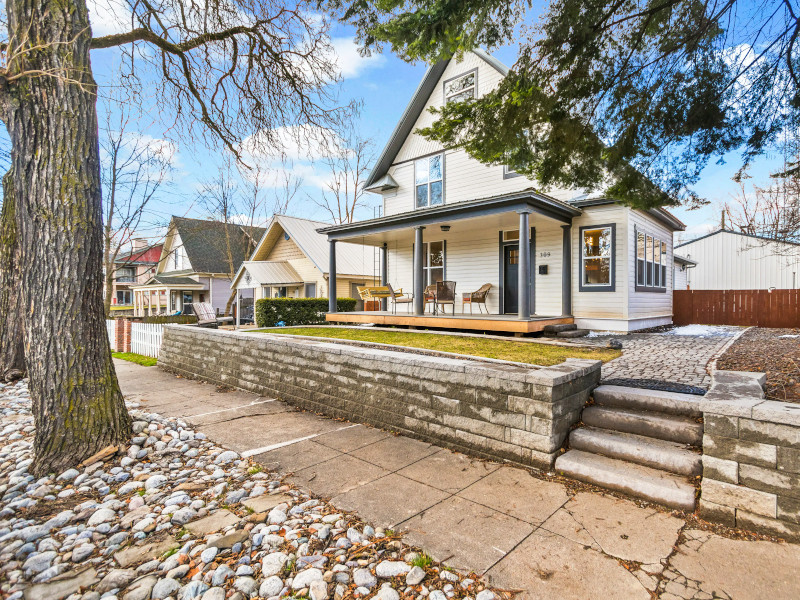 Picture of the Downtown Victorian Luxury in Coeur d Alene, Idaho