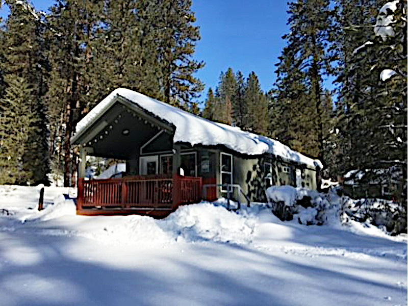 Picture of the Lone Pine Place in Garden Valley, Idaho