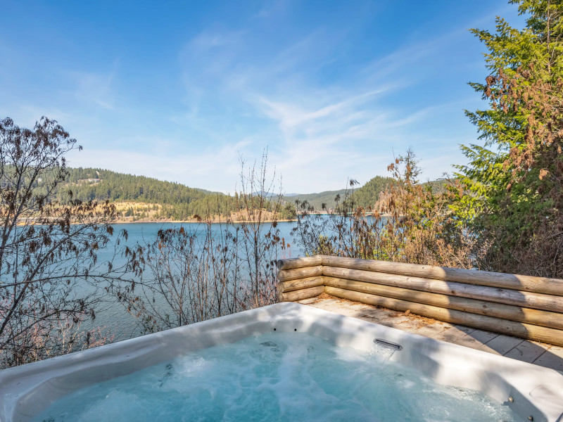 Picture of the Two Lakefront Homes - Main Home & Floating Home in Coeur d Alene, Idaho