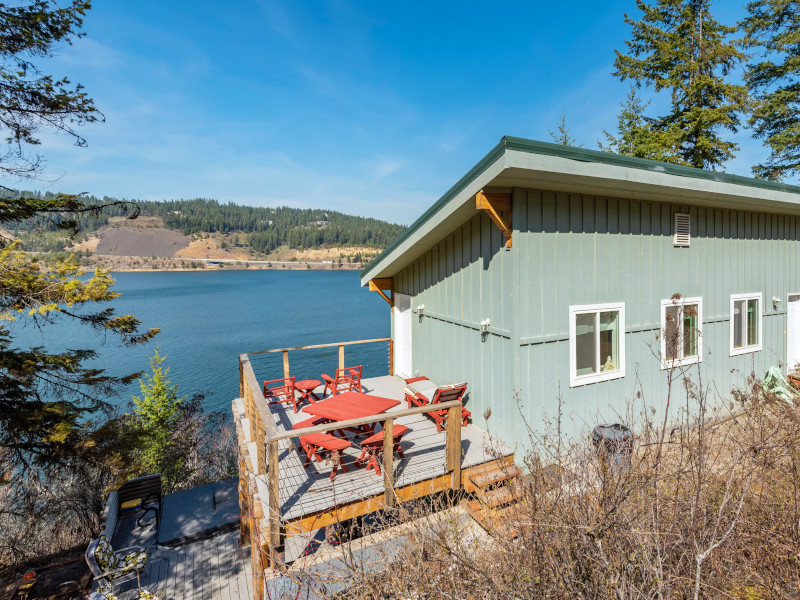 Picture of the Two Lakefront Homes - Main Home & Floating Home in Coeur d Alene, Idaho