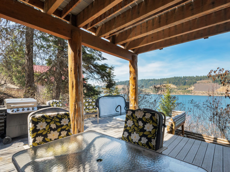 Picture of the Two Lakefront Homes - Main Home & Floating Home in Coeur d Alene, Idaho